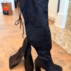 Chic Black Suede Heeled Boots